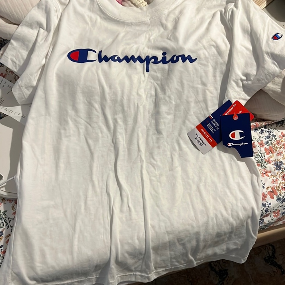 champion tshirt